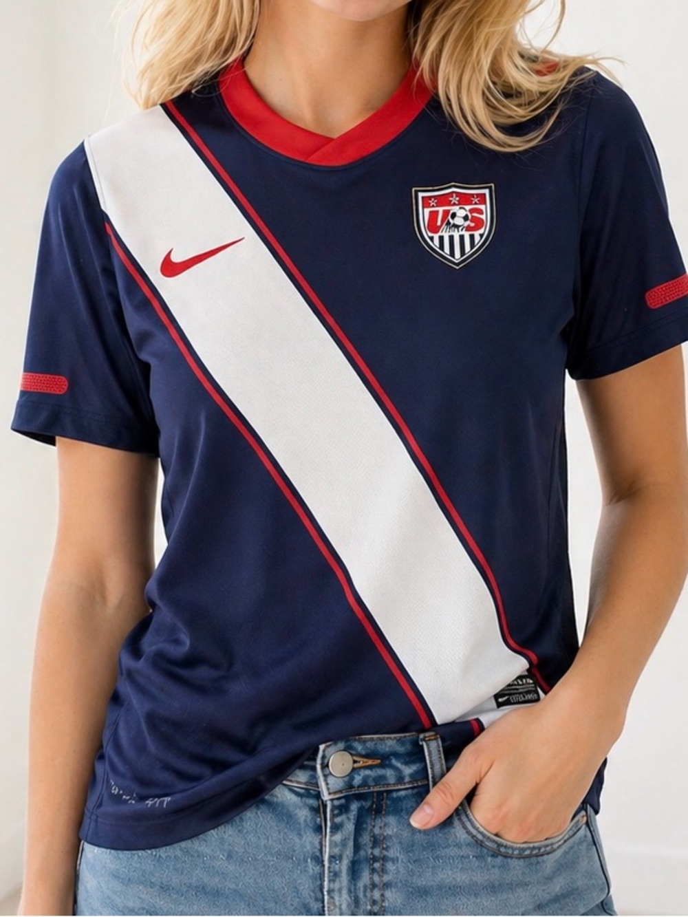 Women’s  Nike Navy, White & Red US Soccer Dri-FIT Jersey size Medium